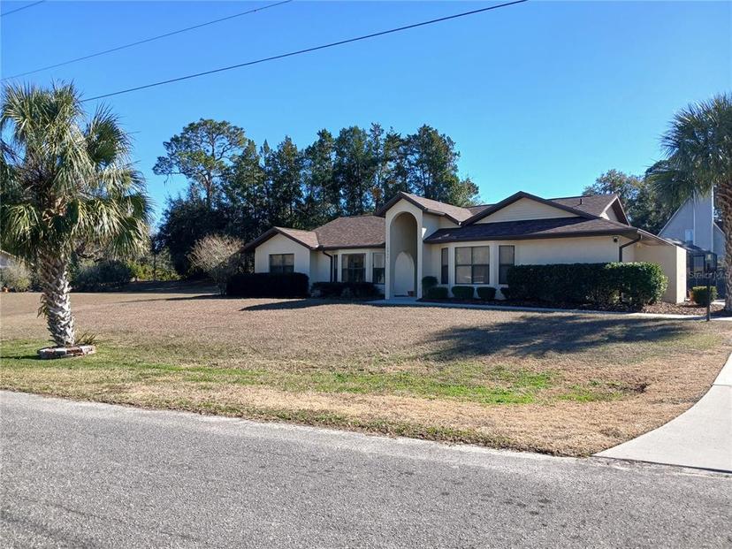 Picture of 19950 Ibis Court, Dunnellon FL 34432