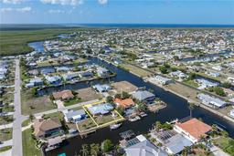 Picture of 520 Boardman Drive, Punta Gorda, FL 33950