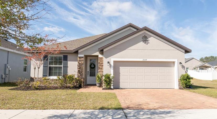 Picture of 2029 Sloans Outlook Drive, Groveland FL 34736