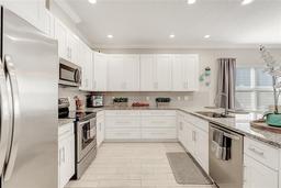 Picture of 2029 Sloans Outlook Drive, Groveland, FL 34736