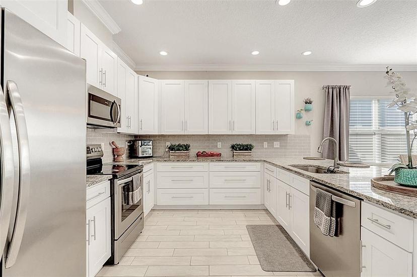 Picture of 2029 Sloans Outlook Drive, Groveland FL 34736