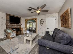 Picture of 335 Englewood Isles Parkway Unit 55, Englewood, FL 34223