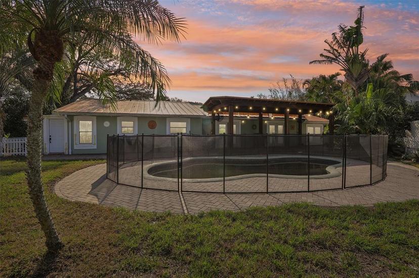 Picture of 4829 W San Miguel Street, Tampa FL 33629