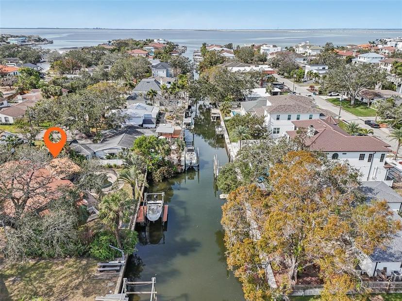Picture of 4829 W San Miguel Street, Tampa FL 33629