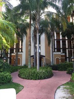 Picture of 12539 Floridays Resort Dr Unit 210D, Orlando, FL 32821