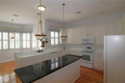 Picture of 34122 Park Lane, Leesburg, FL 34788