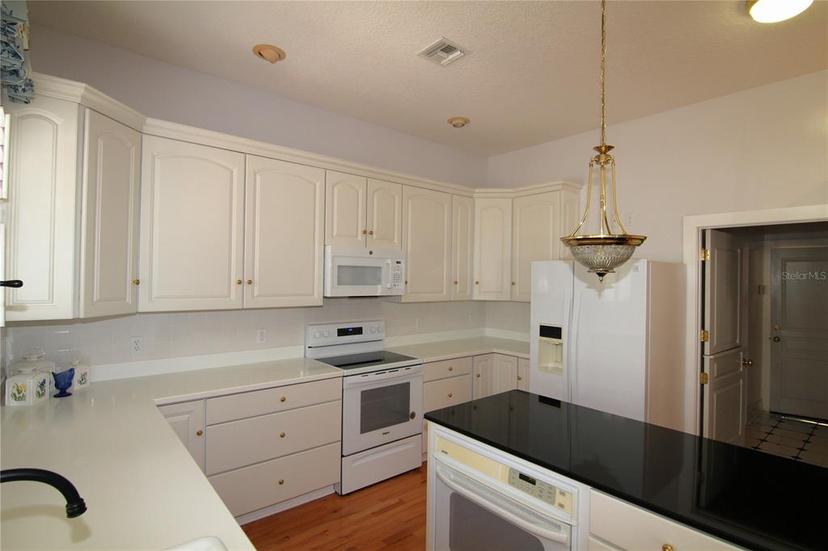 Picture of 34122 Park Lane, Leesburg FL 34788