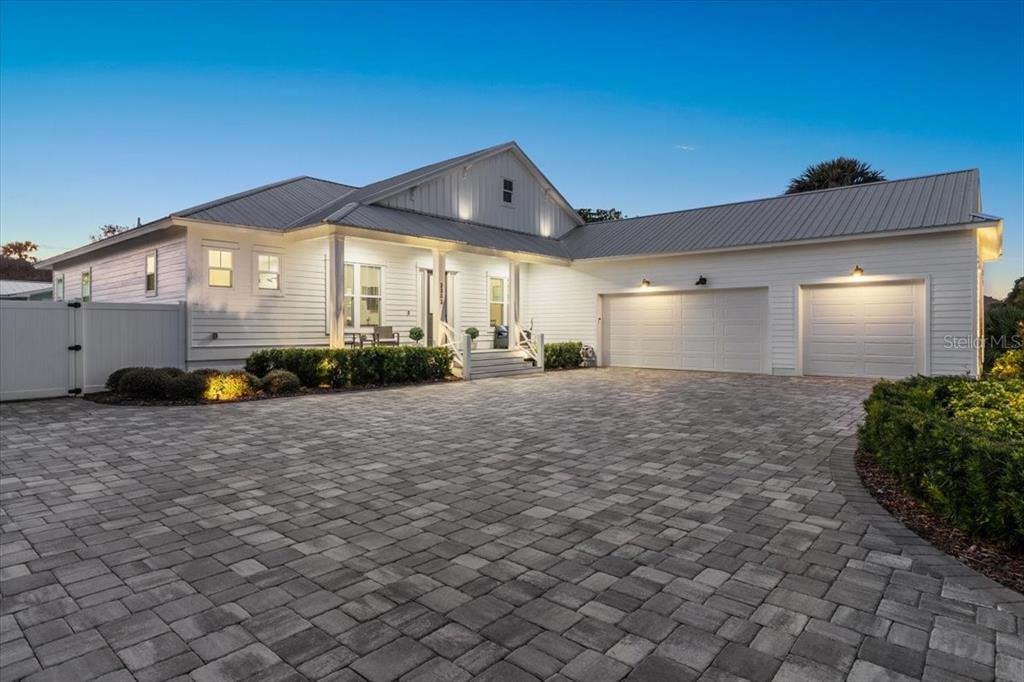 Picture of 2302 S Atlantic Avenue, New Smyrna Beach, FL 32169