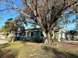 Picture of 1599 Arizona Avenue Ne, St Petersburg, FL 33703