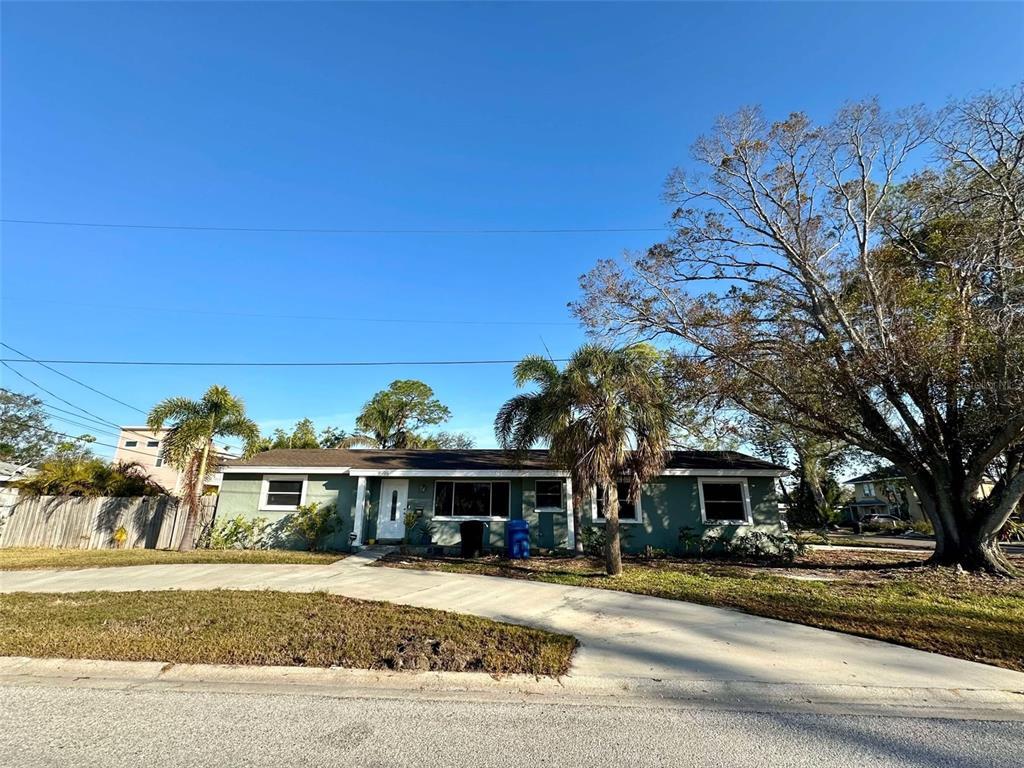 Picture of 1599 Arizona Avenue Ne, St Petersburg, FL 33703