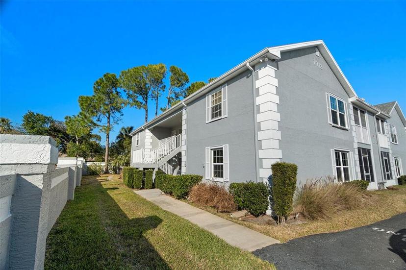 Picture of 7713 Hillside Court Unit 201, Hudson FL 34667