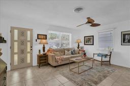 Picture of 1742 Mississippi Avenue Ne, St Petersburg, FL 33703