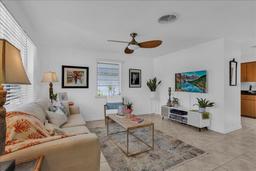 Picture of 1742 Mississippi Avenue Ne, St Petersburg, FL 33703