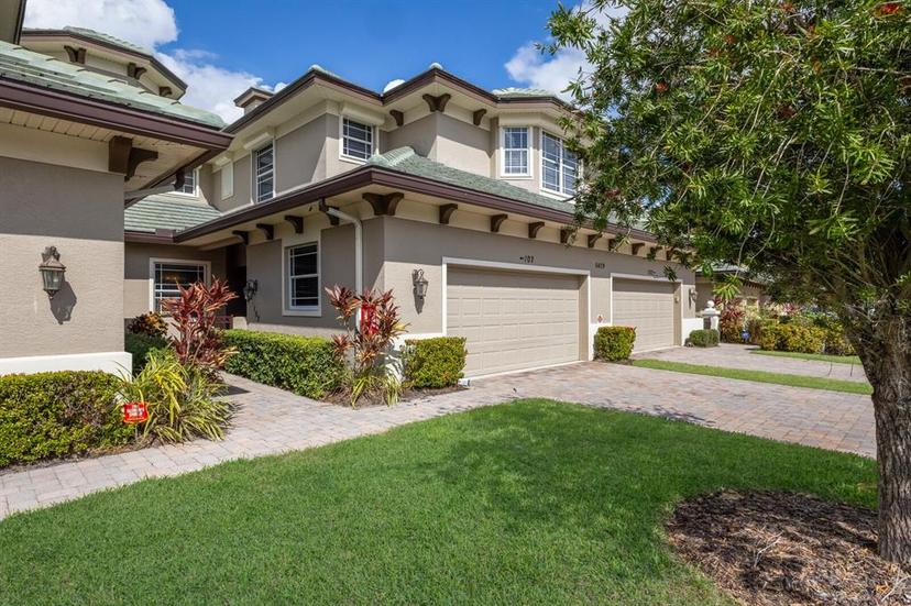 Picture of 6409 Moorings Point Circle Unit 102, Lakewood Ranch FL 34202