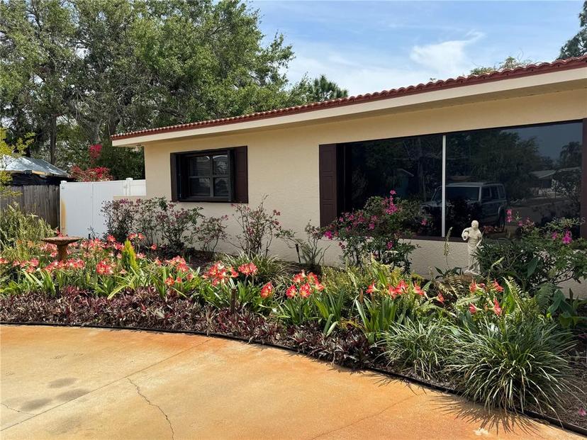 Picture of 6226 Hampton Court N, St Petersburg FL 33710