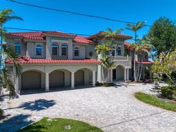 Picture of 26 Sunset Bay Drive, Belleair, FL 33756