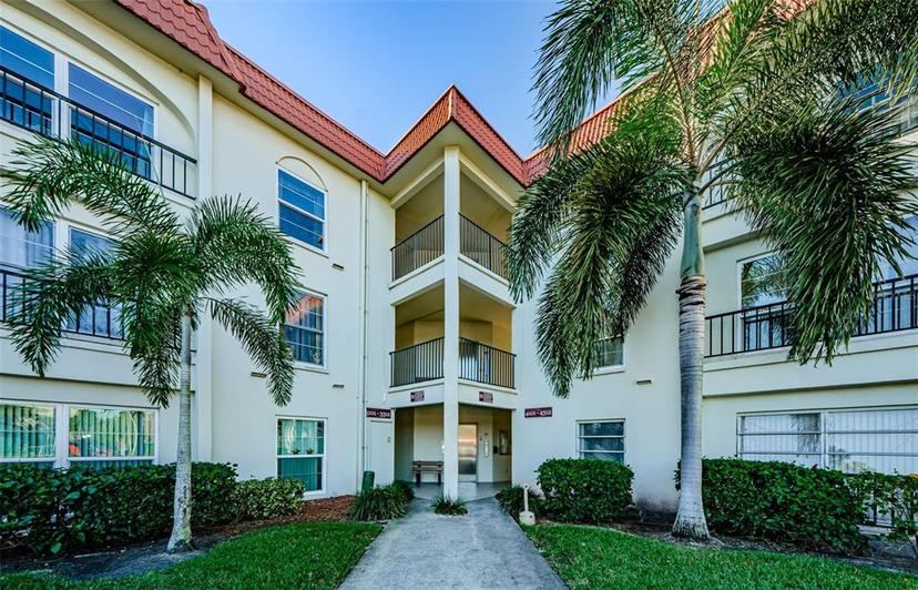 Picture of 2700 Bayshore Boulevard Unit 4309, Dunedin FL 34698