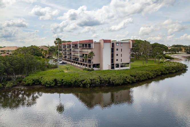 Picture of 2700 Bayshore Boulevard Unit 11302, Dunedin, FL 34698