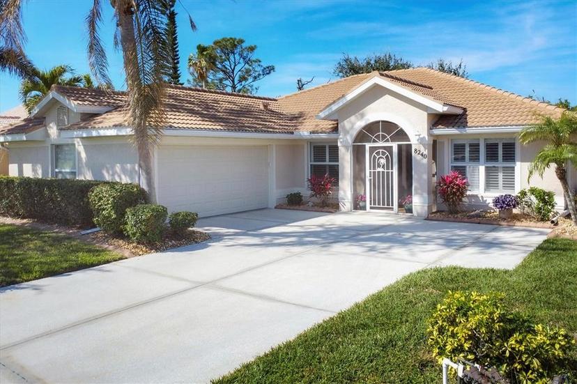 Picture of 8240 Parkside Dr, Englewood FL 34224