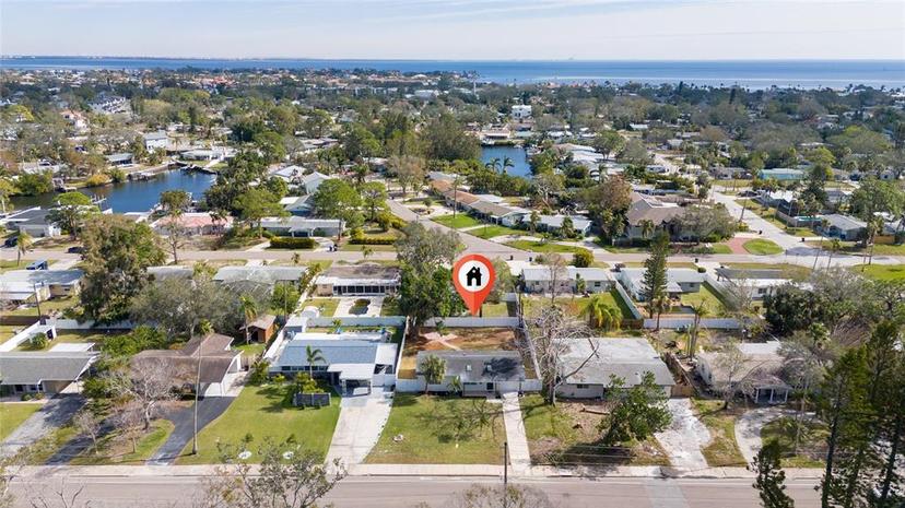 Picture of 4401 Shore Acres Boulevard Ne, St Petersburg FL 33703