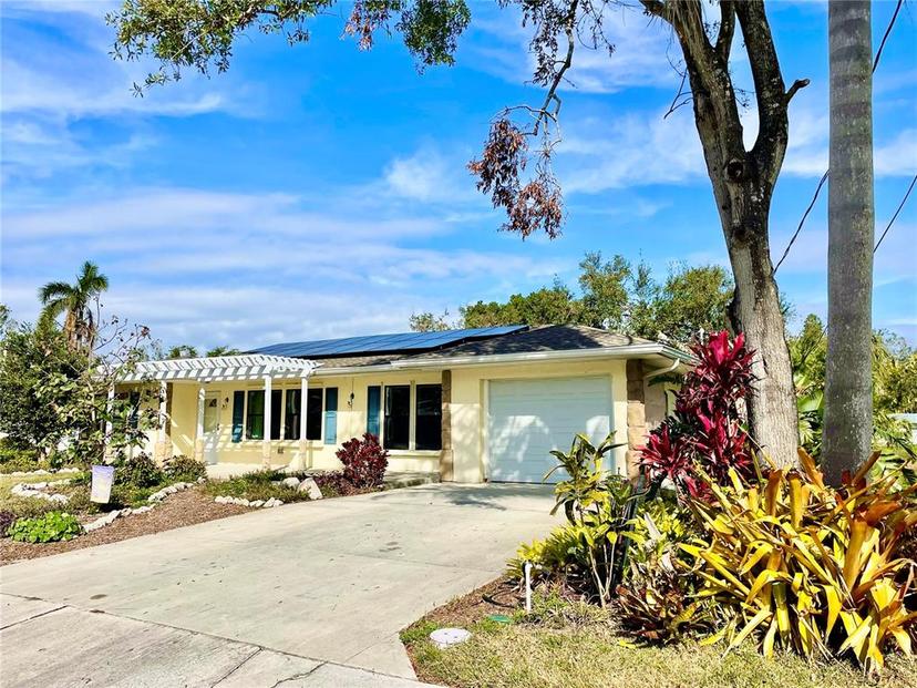 Picture of 1414 6Th Street W, Palmetto FL 34221