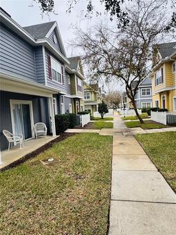 Picture of 4563 Yellowgold Road E Unit 108, Kissimmee, FL 34746