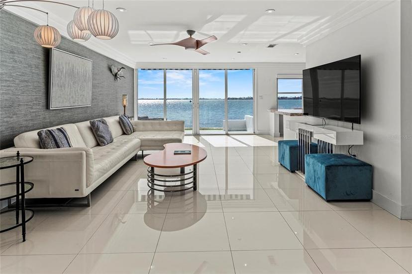 Picture of 400 Golden Gate Point Unit 11, Sarasota FL 34236