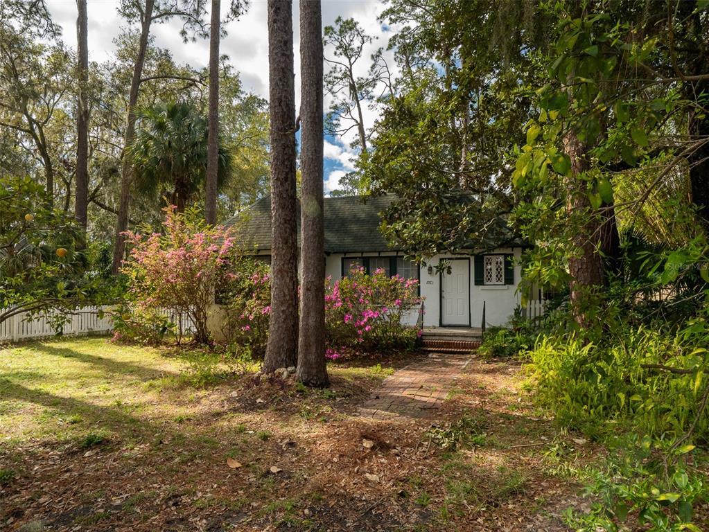 Picture of 716 NE 7Th Street, Gainesville, FL 32601