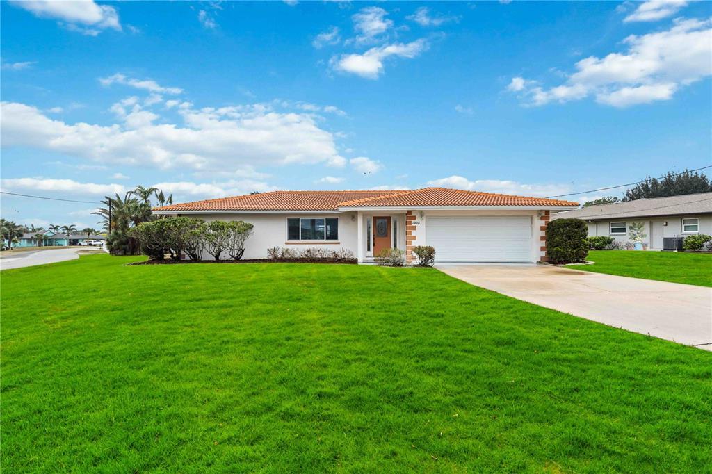 Picture of 1928 Greenlawn Drive, Englewood, FL 34223