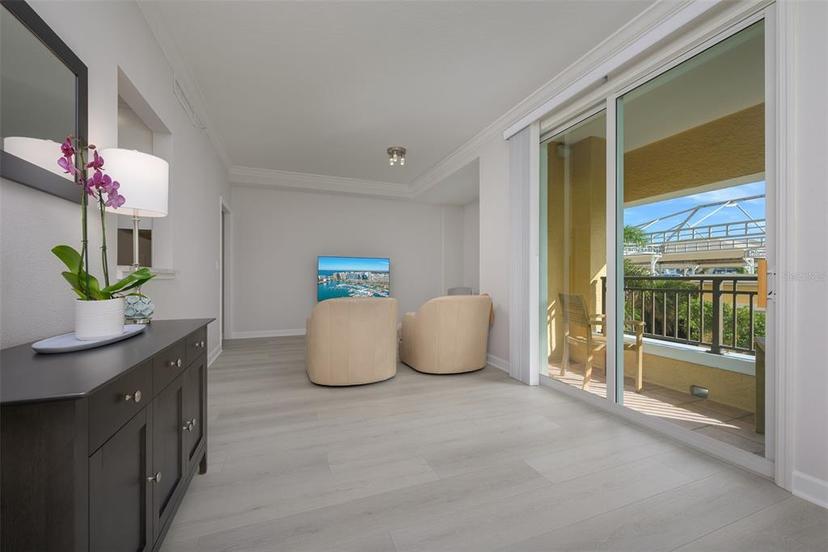 Picture of 750 N Tamiami Trail Unit 314, Sarasota FL 34236