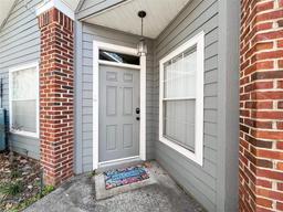 Picture of 4950 NW 1St Place Unit 69, Gainesville, FL 32607