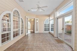 Picture of 10452 NW 35Th Place, Gainesville, FL 32606
