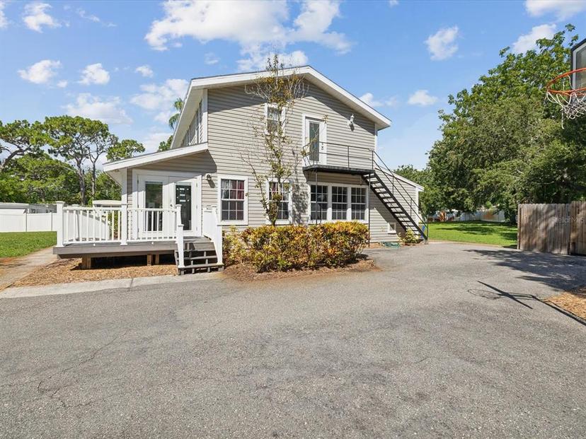Picture of 1055 Philippe Parkway, Safety Harbor FL 34695