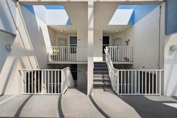 Picture of 5151 Isla Key Boulevard S Unit 421, St Petersburg, FL 33715