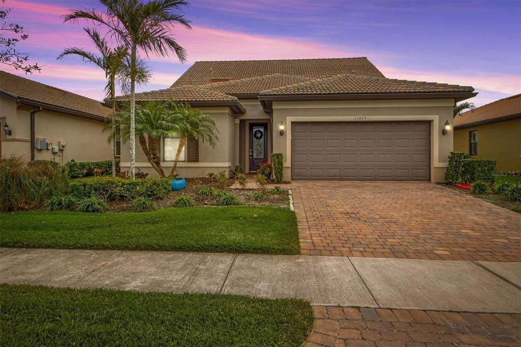 Picture of 13925 Miranese Street, Venice, FL 34293