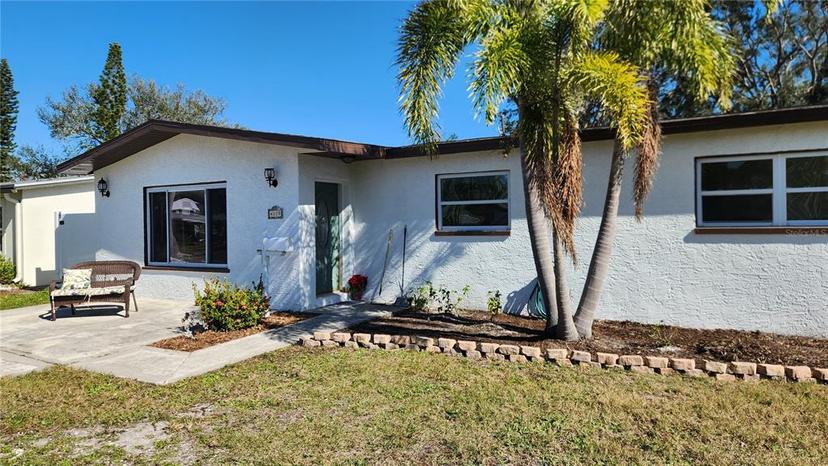 Picture of 4119 Harrisburg Street Ne, St Petersburg FL 33703