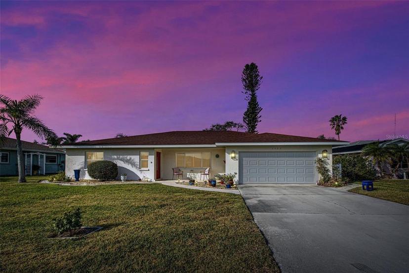 Picture of 1723 N Gondola Court, Venice FL 34293