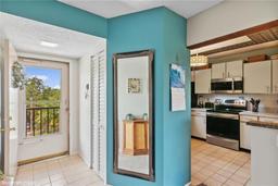 Picture of 3620 Ironwood Circle Unit 405, Bradenton, FL 34209