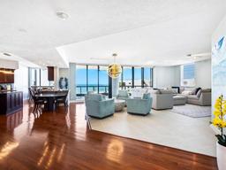 Picture of 1281 Gulf Of Mexico Drive Unit 404, Longboat Key, FL 34228