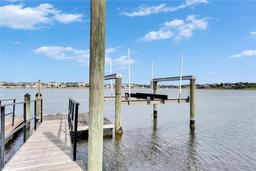 Picture of 5253 Brighton Shore Drive, Apollo Beach, FL 33572