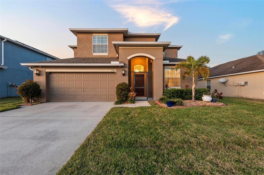 Picture of 2307 Dakota Rock Drive, Ruskin, FL 33570