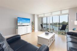 Picture of 10355 Paradise Boulevard Unit 207, Treasure Island, FL 33706