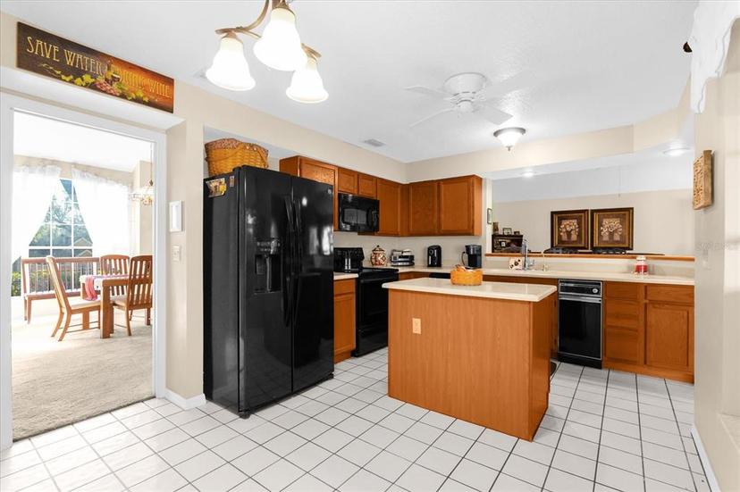 Picture of 2043 Sawgrass Drive, Apopka FL 32712