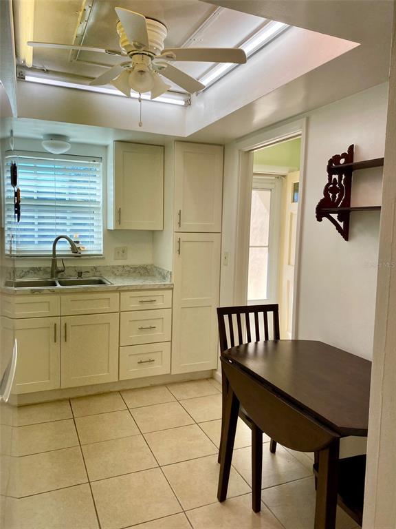 Picture of 1652 S Lake Avenue Unit 2, Clearwater FL 33756