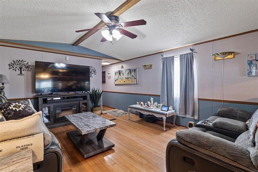 Picture of 1381 SE Lake Rd, Arcadia FL 34266