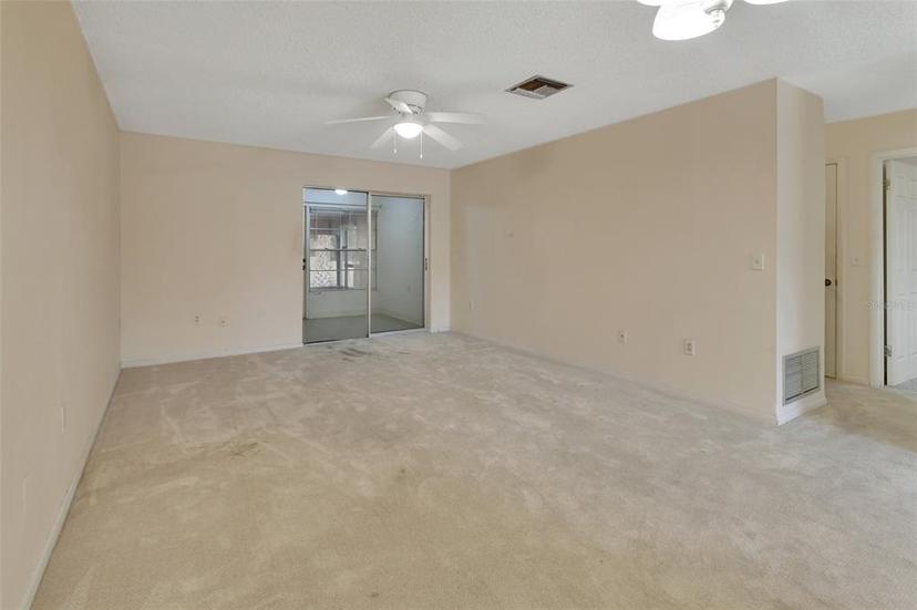 Picture of 2 Villa Villar Court Unit 02, Deland FL 32724
