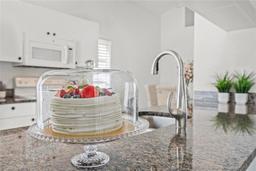 Picture of 4215 Breezeway Boulevard Unit 2420, Sarasota, FL 34238