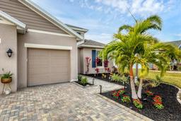 Picture of 6428 Devesta Loop, Palmetto, FL 34221