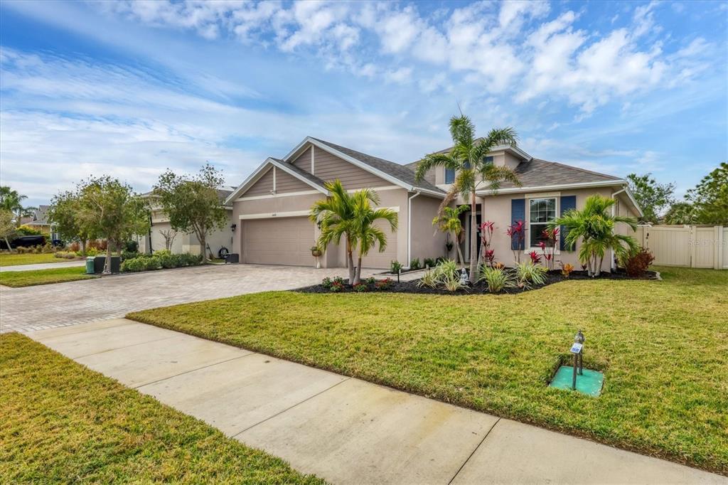 Picture of 6428 Devesta Loop, Palmetto, FL 34221