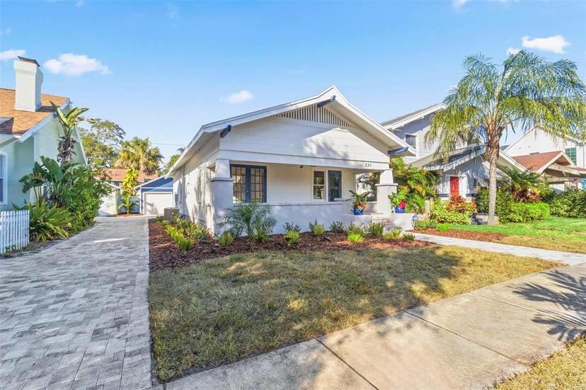 Picture of 235 11Th Avenue Ne, St Petersburg FL 33701